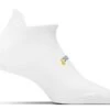 Feetures! High Performance Ultra Light Cushion No-Show Tab Running Socks - White (FA5500)