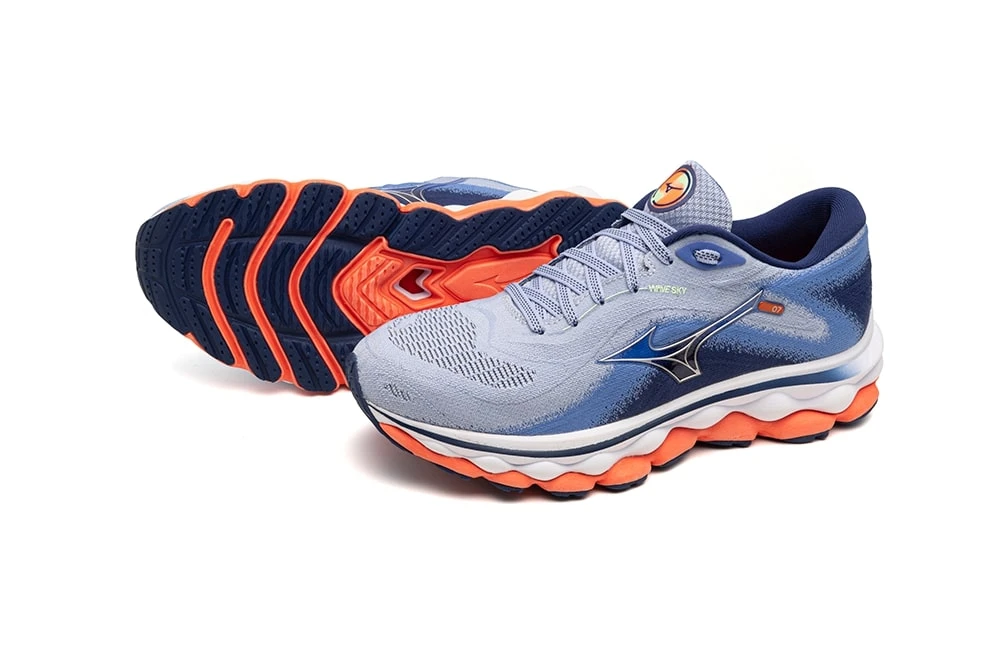 Mizuno Women's Wave Sky 7 2 Mizuno Women's Wave Sky 7 - Image 2