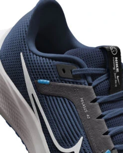 Nike Men's Pegasus 40 10 Nike Men's Pegasus 40 -Sneaker Store nike mens pegasus 40 midnight navy 5